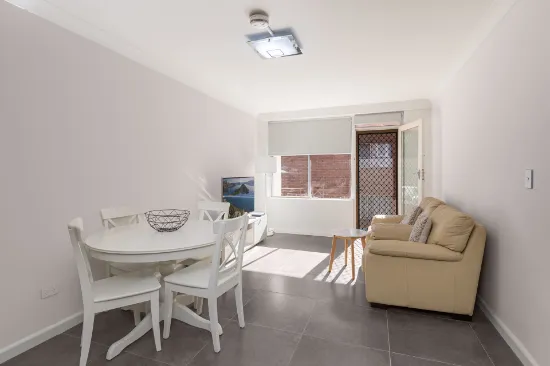 3/3 Gray Crescent, Eastlakes, NSW, 2018