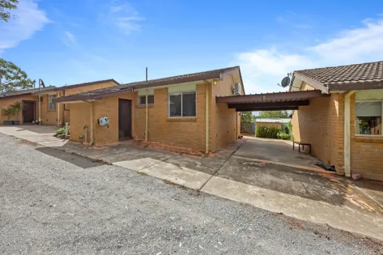 Practical 2-Bedroom Unit - Close to Hospital & CBD