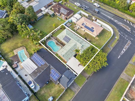3 Burrendong Road, Coombabah, Qld 4216