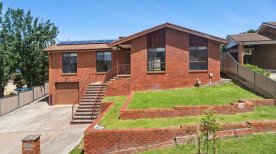 3 Cantle Place, Queanbeyan, NSW 2620