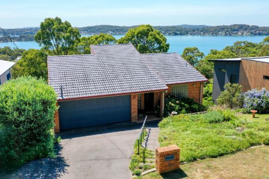 3 Ealing Crescent, Fishing Point, NSW 2283