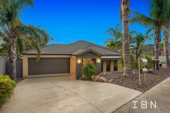3 Fable Way, Cranbourne East, Vic 3977