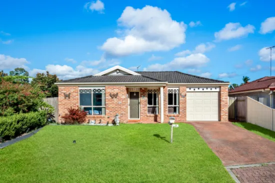 3 Farrar Place, St Helens Park, NSW, 2560
