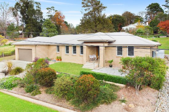 3 The Appian Way, Woodford, NSW 2778