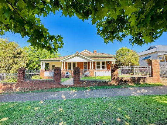 30 Campbell Street, Young, NSW 2594
