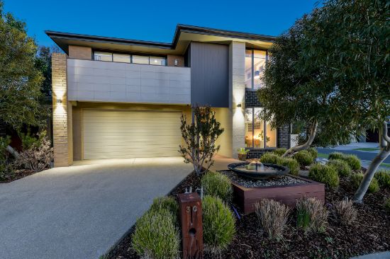 30 Flowerbloom Crescent, Clyde North, Vic 3978