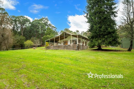 30 Halls Road, Launching Place, Vic 3139