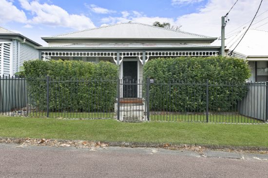 30 Omara Street, Mayfield East, NSW 2304