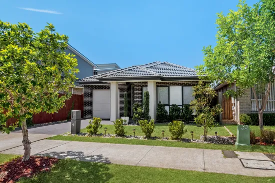 30 Peckham Grove, Oran Park, NSW, 2570