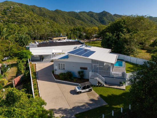 30 Warboys Street, Nelly Bay, Qld 4819