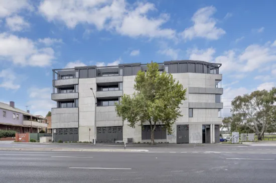 302/2B Ballarat Road, Footscray, VIC, 3011