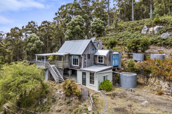 302 Cowens Road, Gardners Bay, Tas 7112