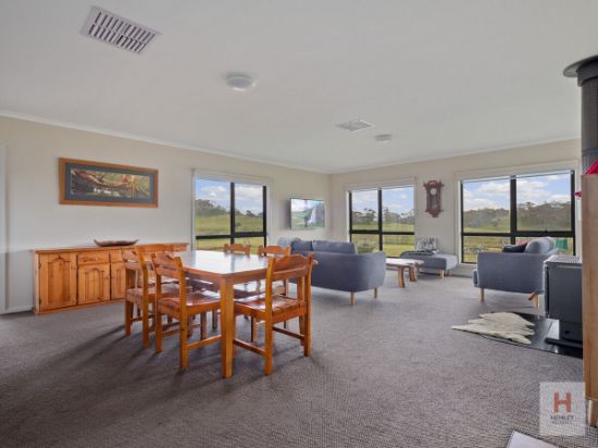 303 Mugridge Road, Jindabyne, NSW 2627