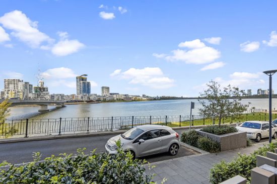 308/3 Foreshore Place, Wentworth Point, NSW 2127