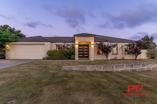 31 Loretta Fairway, Carramar, WA, 6031