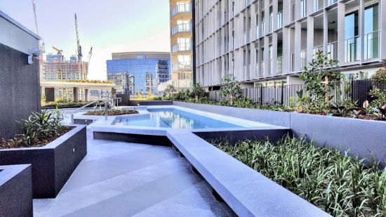 317/30 Festival Place, Newstead, Qld 4006