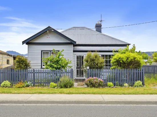 32 Agnes St, Ranelagh, TAS, 7109