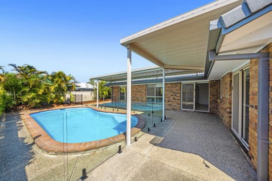 32 Coronet Crescent, Burleigh Waters, Qld 4220