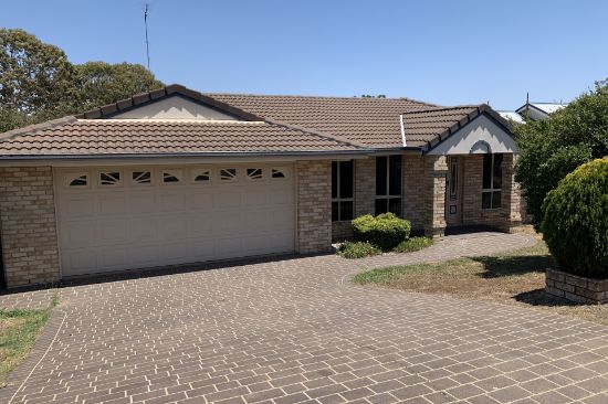 32 Dyson Drive, Darling Heights, Qld 4350