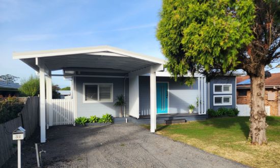 32 Glanville Road, Sussex Inlet, NSW 2540