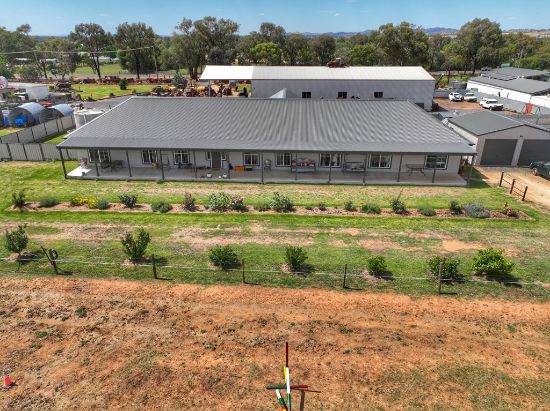 32 River Park Road, Cowra, NSW 2794