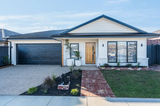 32 Rotunno Drive, Charlemont, VIC, 3217