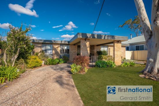 32 Thirlmere Way, Tahmoor, NSW 2573