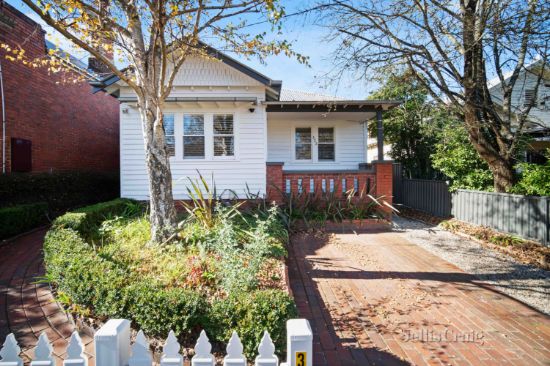 322 Lydiard Street North, Soldiers Hill, Vic 3350