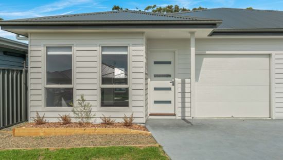 32B Lancing Avenue, Sussex Inlet, NSW 2540