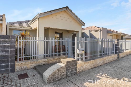 33 Adelong Avenue, Golden Bay, WA 6174