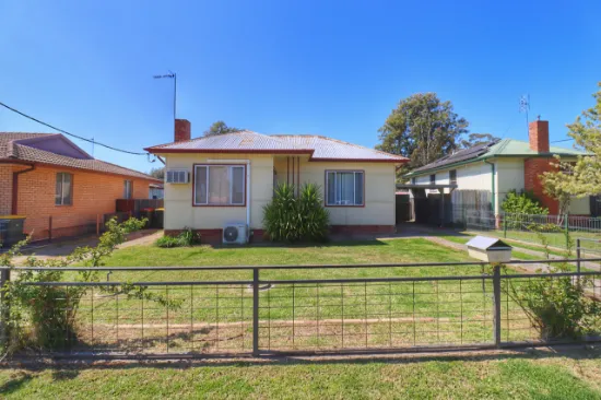 33 Darling Avenue, Cowra, NSW, 2794