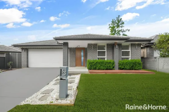 33 Grantham Crescent, Denham Court, NSW, 2565