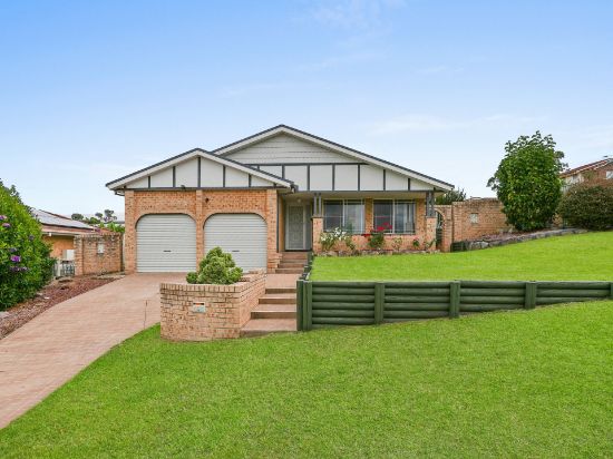 33 Kalbarri Crescent, Bow Bowing, NSW 2566