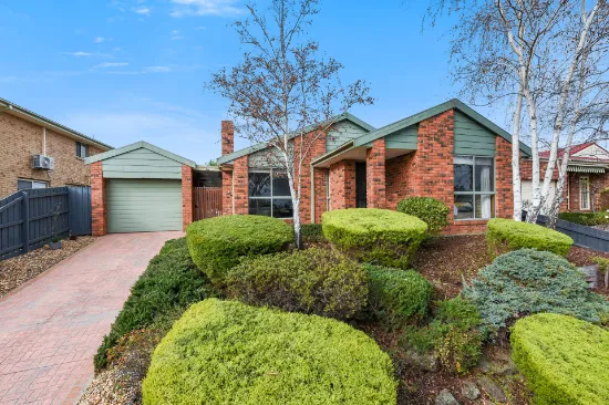 33 Lawrence Drive, Berwick, VIC, 3806