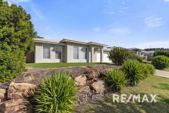 33 Strickland Drive, Boorooma, NSW 2650