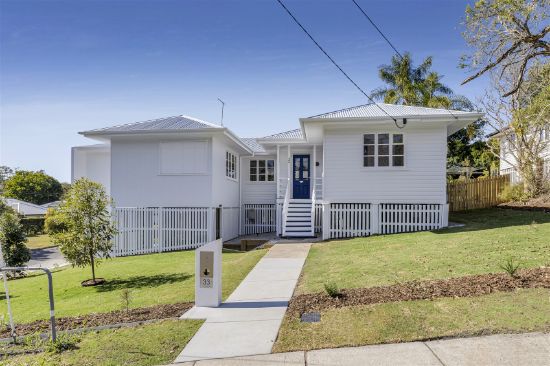 33 Turquoise Street, Holland Park, Qld 4121