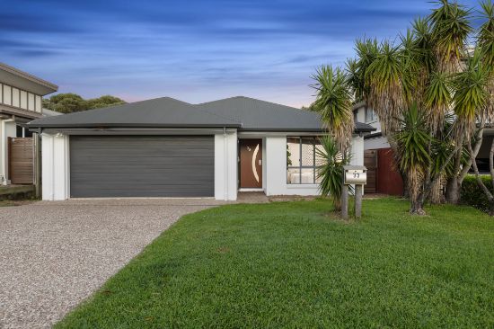 33 Worchester Cres, Wakerley, Qld 4154