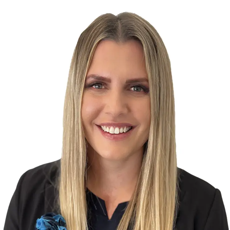 Kira Halvorson Real Estate Agent