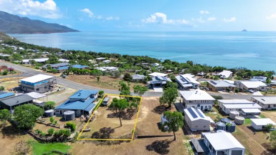 34 Blackcurrant Drive, Hideaway Bay, QLD, 4800