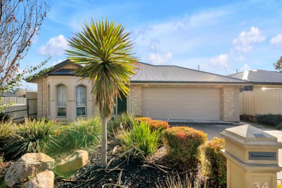 34 Melrose Avenue, Clearview, SA 5085