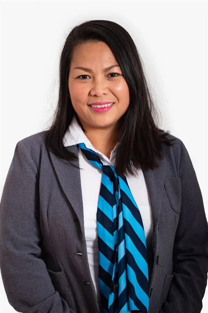 Mickey Thuy Mustica Real Estate Agent