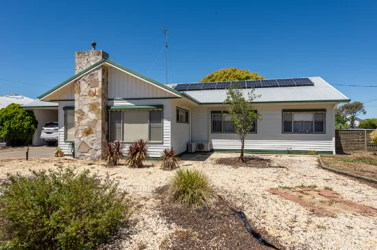 35 Campbell Street, Warracknabeal, VIC, 3393