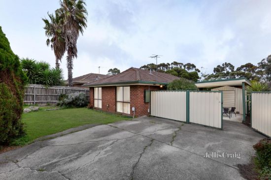 35 Jasmine Drive, Mill Park, Vic 3082