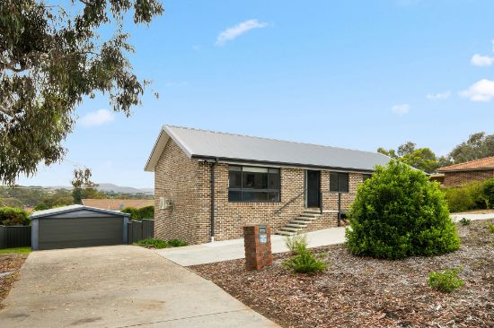 35 McTaggart Crescent, Kambah, ACT 2902