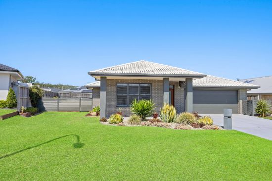 35 Meares Circuit, Thrumster, NSW 2444