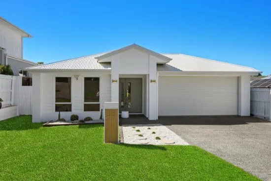 35 Sapphire Place, Elanora, QLD, 4221