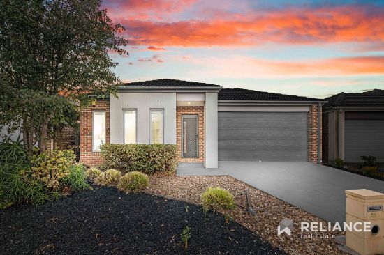 35 Surrey Grove, Point Cook, Vic 3030