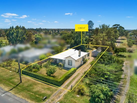 35 Talbot Road, Clunes, Vic 3370