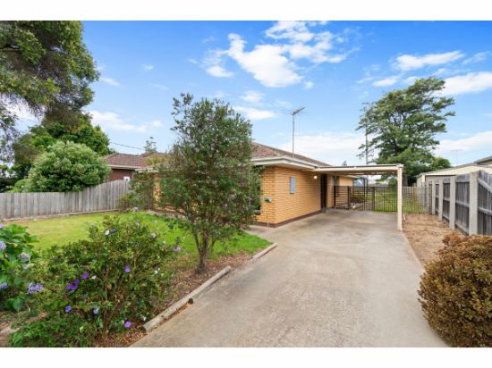 35 Valentine Crescent, Sale, Vic 3850