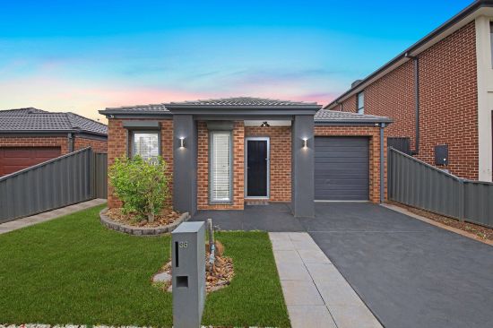 36 Firecrest Road, Manor Lakes, Vic 3024